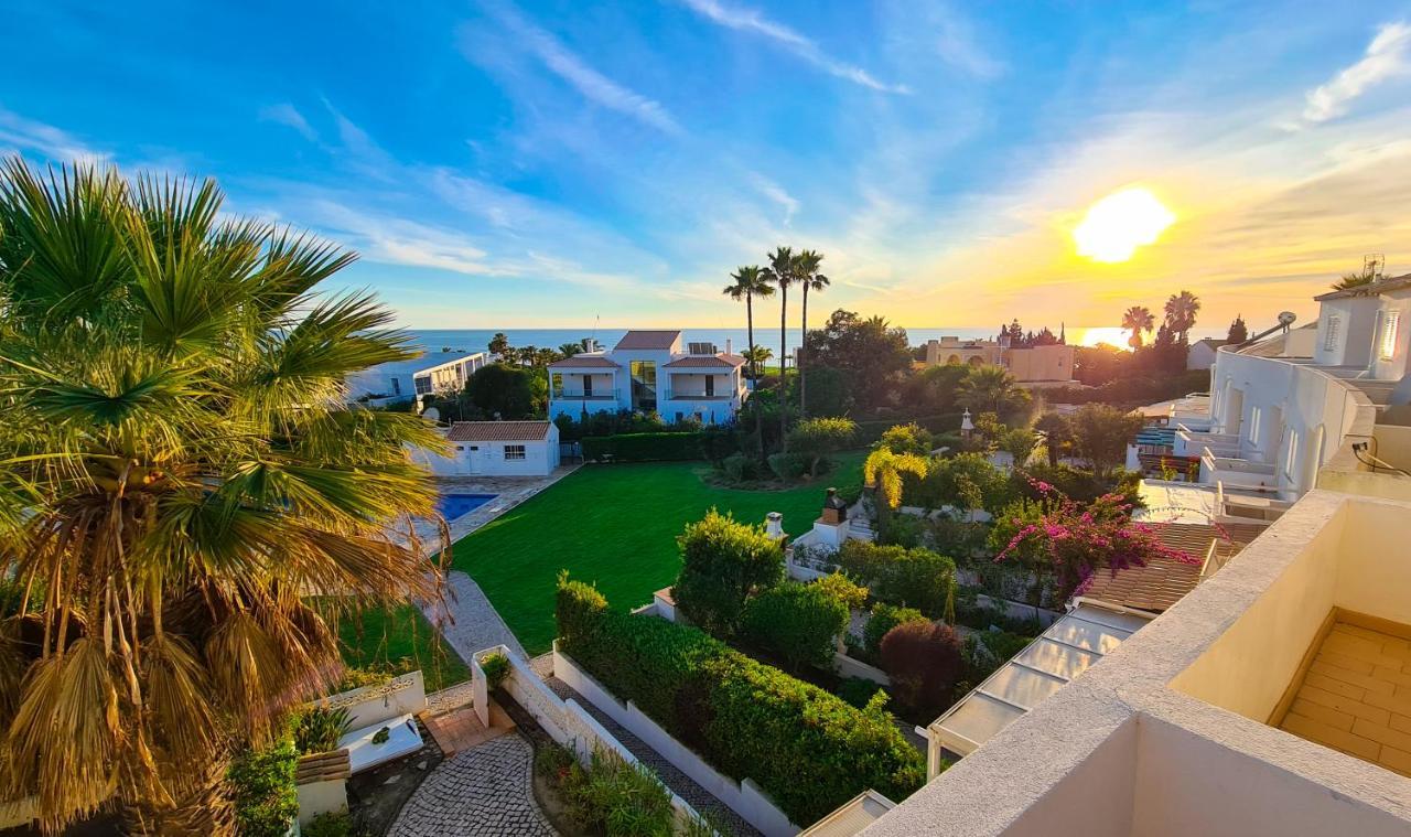 Beach Villa With Ocean View And Rooftop Cinema Guia  Ngoại thất bức ảnh